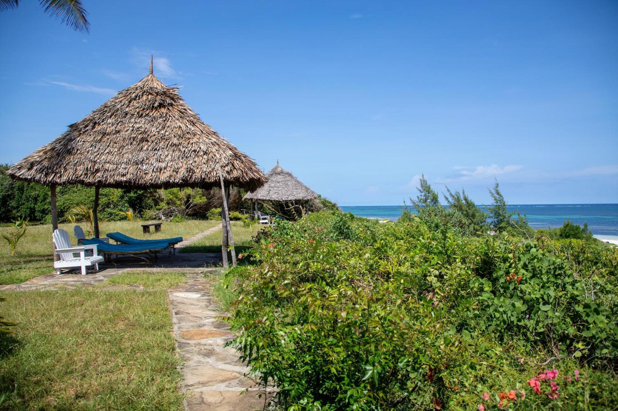 Watamu Beach Cottages B&B Exterior foto