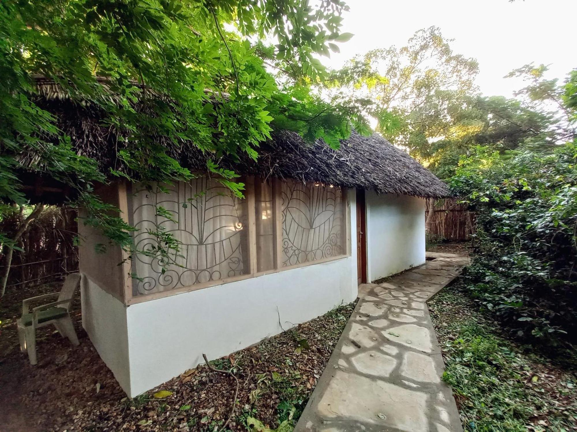 Watamu Beach Cottages B&B Exterior foto